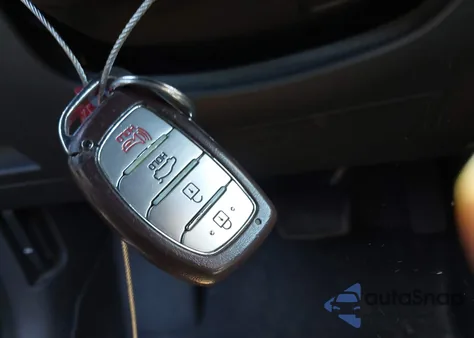 2017 Hyundai Elantra Limited из США, поврежденный, VIN 5NPD84LF6HH167141